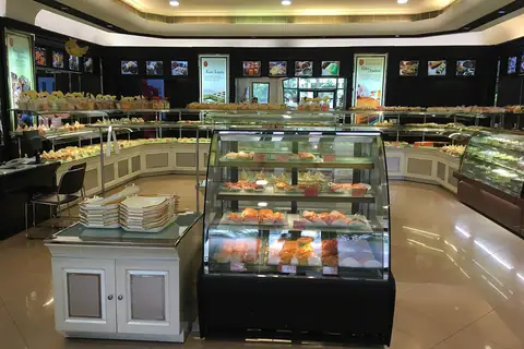 Crosby Snack Shed and Cake Cupboard photo 2
